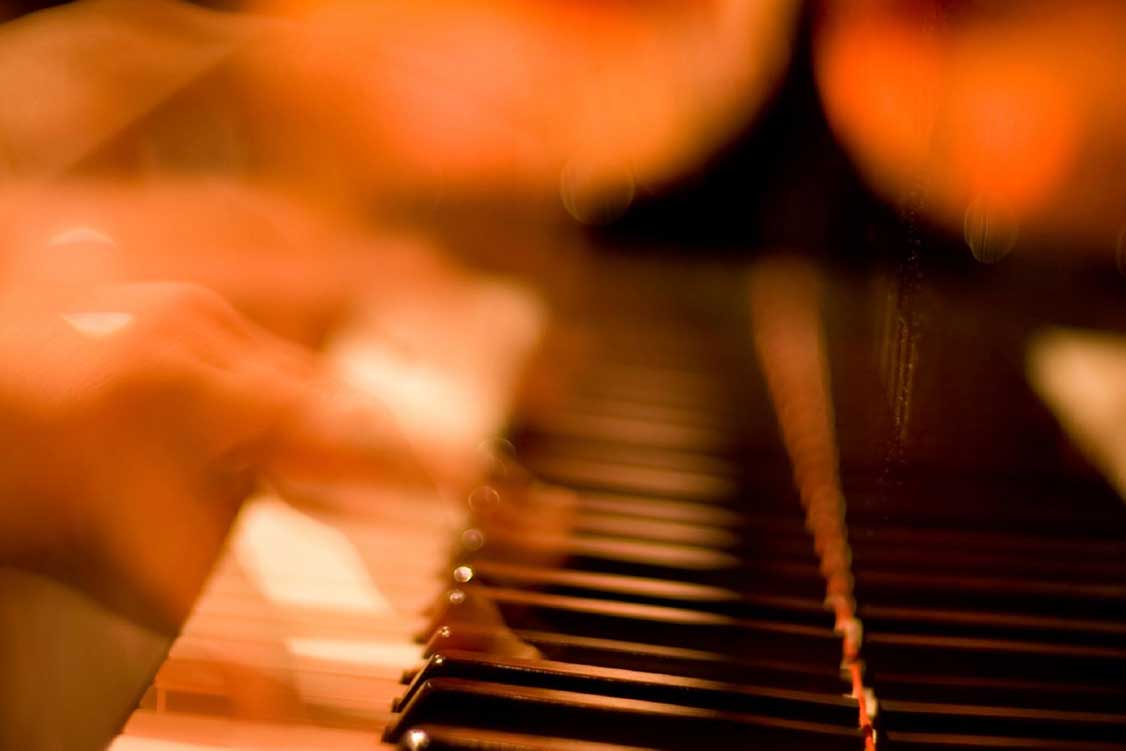 Piano image